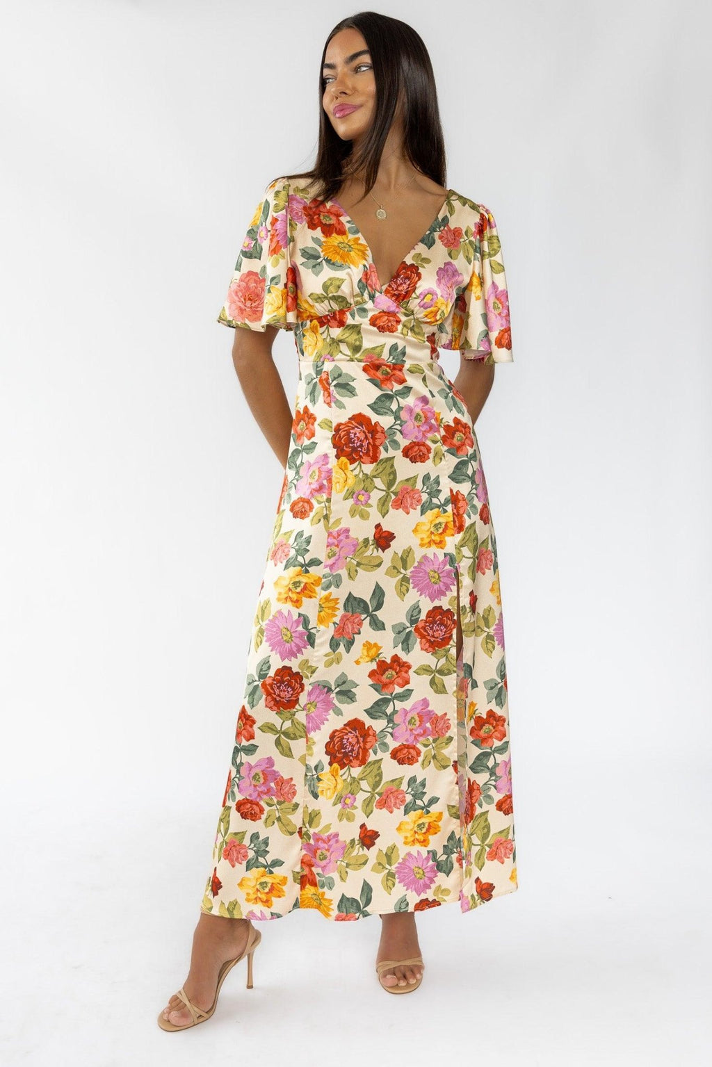 Elegant and Flowy Birdie Garden Floral Maxi Dress - JO+CO Fashion Elegant and Flowy Birdie Garden Floral Maxi Dress - JO+CO Fashion