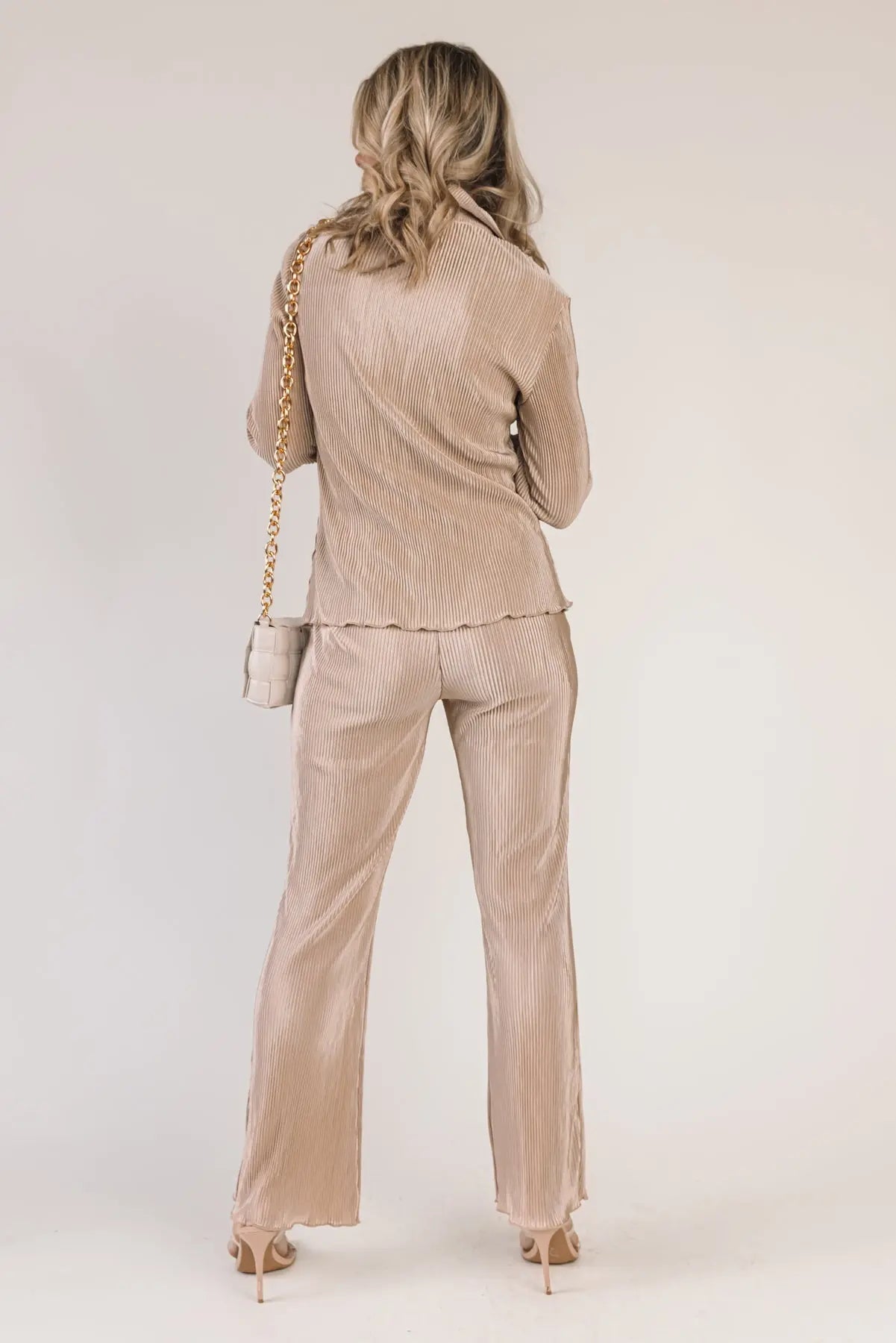 Plissé Panache Taupe Button Down Top - JO+CO