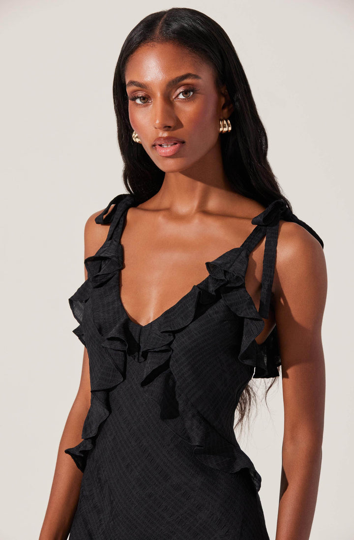 ASTR The Label Sorbae Black Dress
