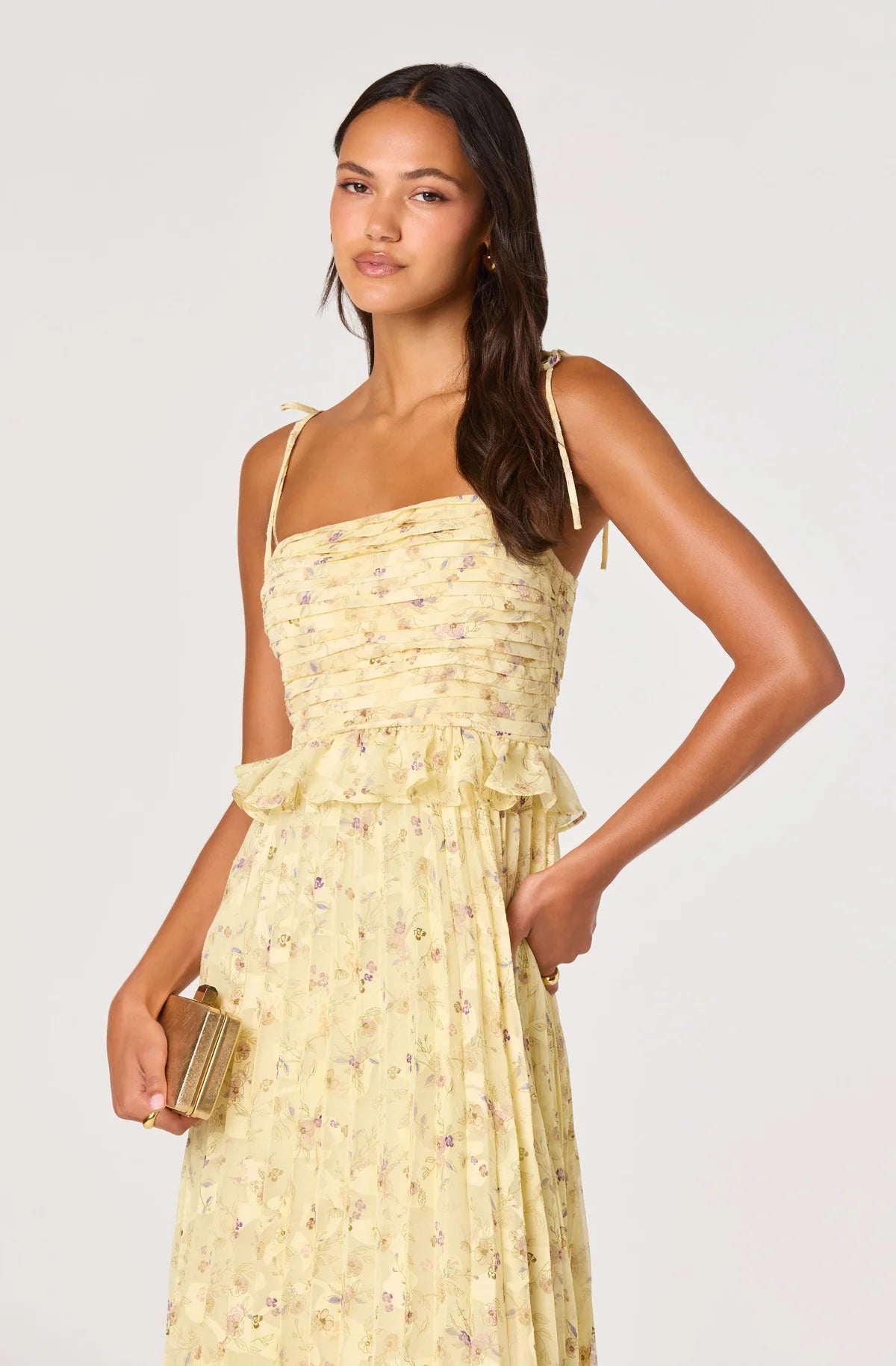 ASTR the Label | Emerys Pleated Floral Midi Dress in Yellow Floral