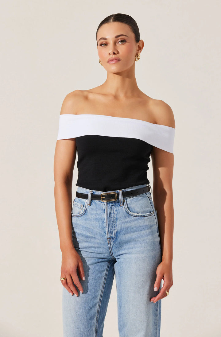 ASTR The Label Rochelle Sweater Top
