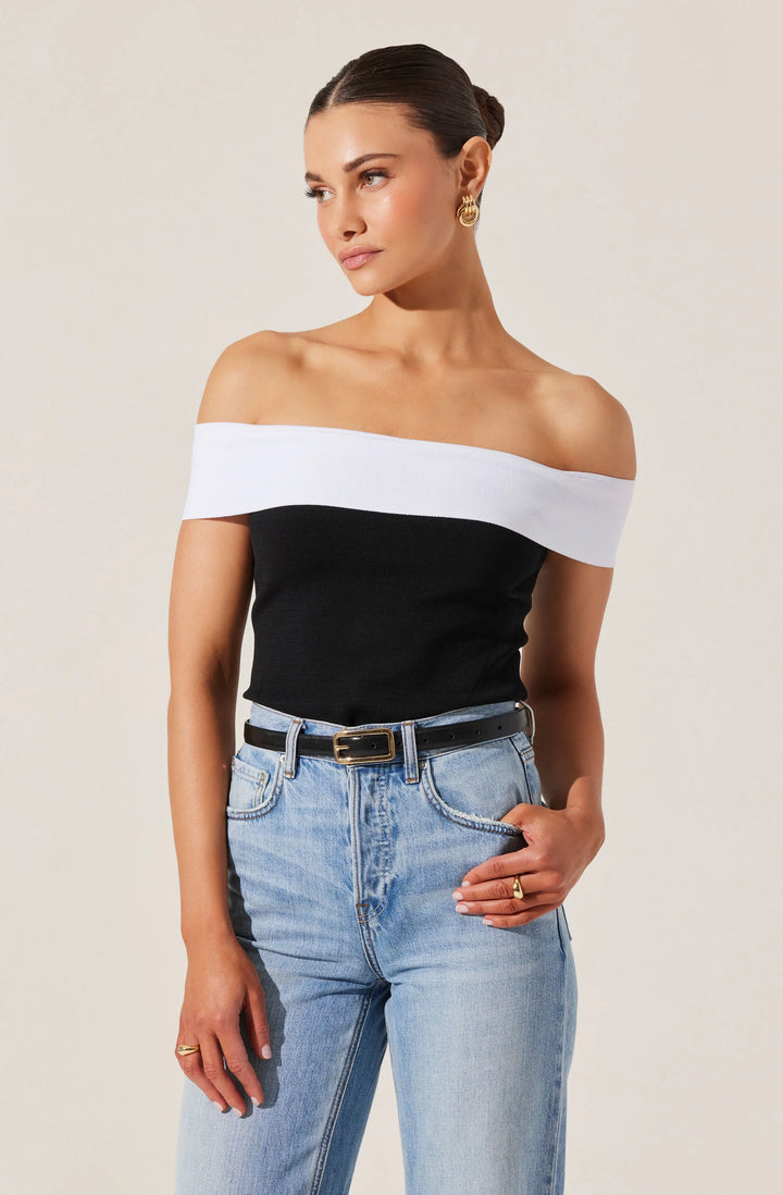 ASTR The Label Rochelle Sweater Top