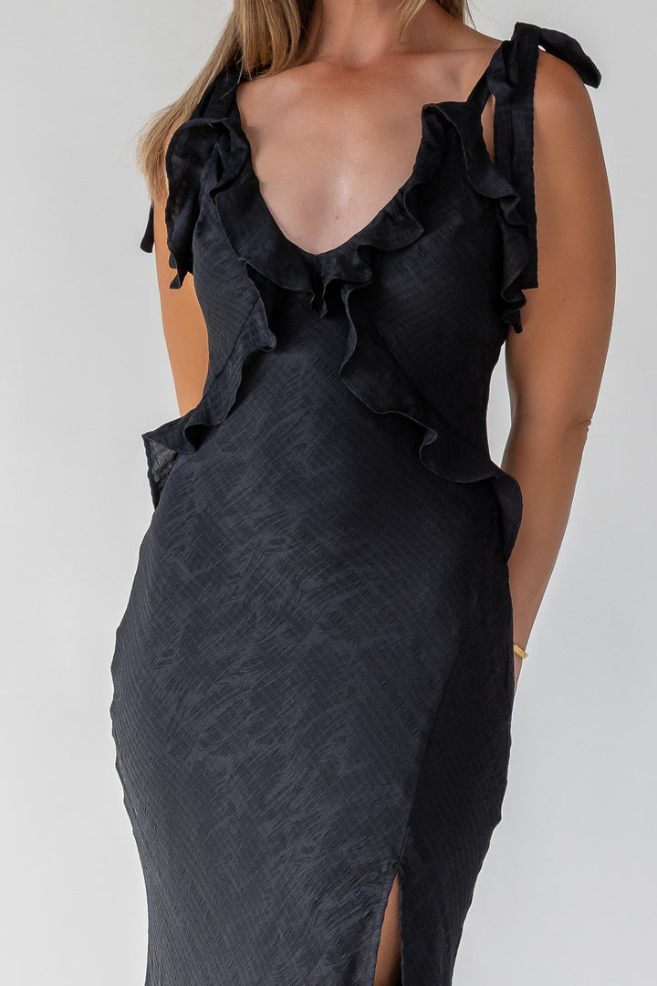 ASTR The Label Sorbae Black Dress