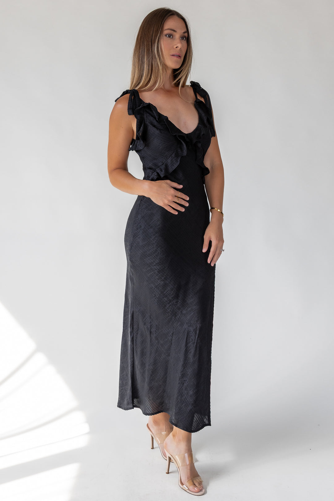 ASTR The Label Sorbae Black Dress