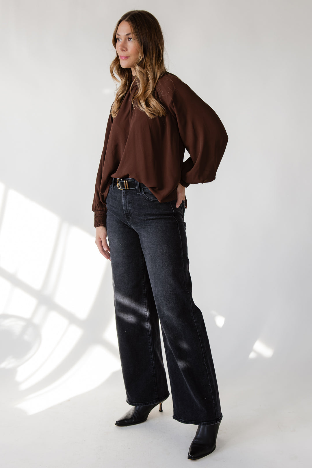 ASTR The Label Sabelle Top - Brown