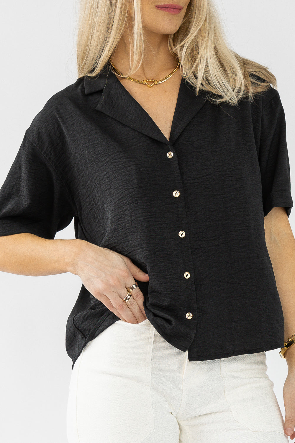 Chic Casual Everyday Tops, JO+CO