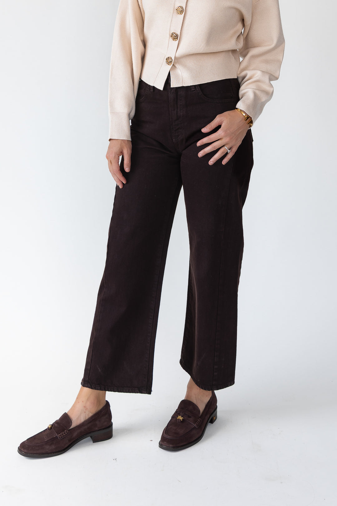 Nicolete Dark Brown Barrel Jean Twist