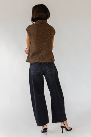 Finley Sweater Vest - Brown