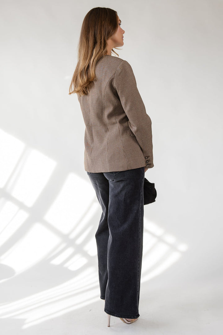 ASTR The Label Bellmere Houndstooth Jacket - Camel - JO+CO