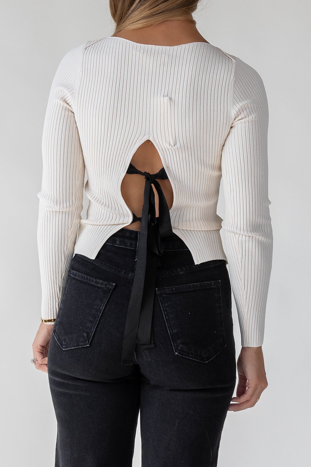 ASTR The Label Lauryn Sweater - Final Sale - JO+CO