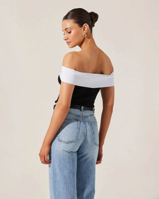 ASTR The Label Rochelle Sweater Top - Final Sale - JO+CO
