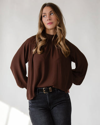 ASTR The Label Sabelle Top - Brown - JO+CO