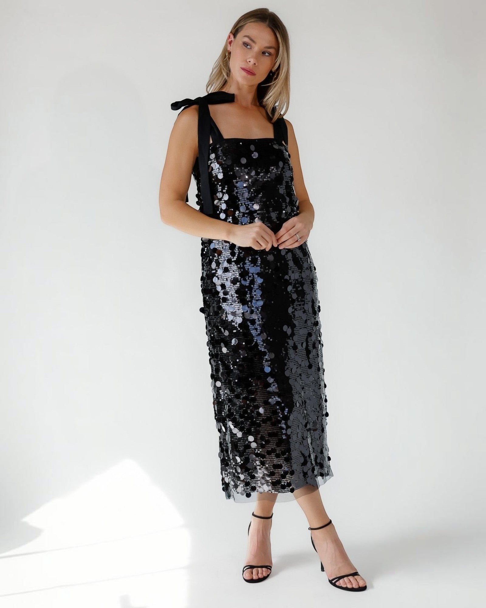Della Black Sequin Midi Dress – JO+CO