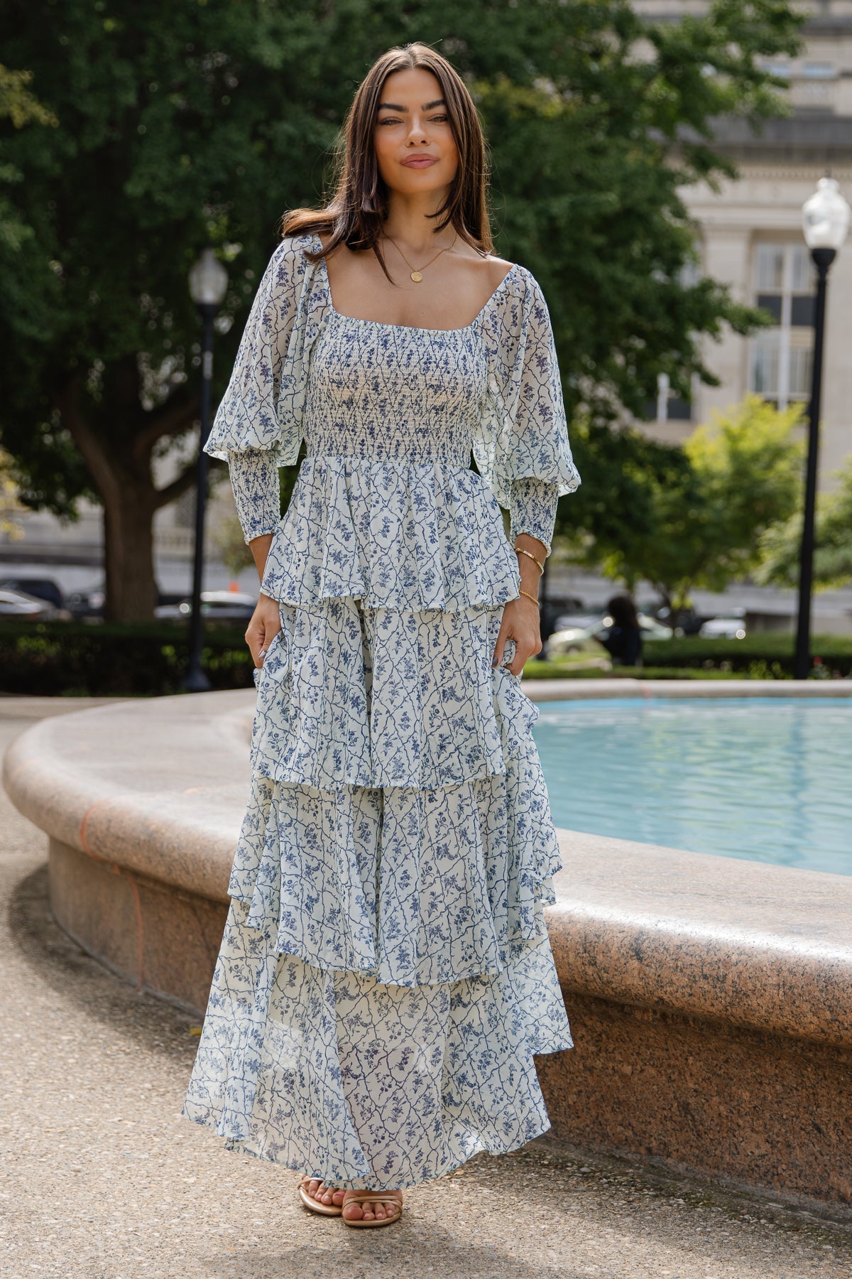 Florence Cream Floral Tiered Maxi Dress M Florence Cream Floral Tiered Maxi Dress M