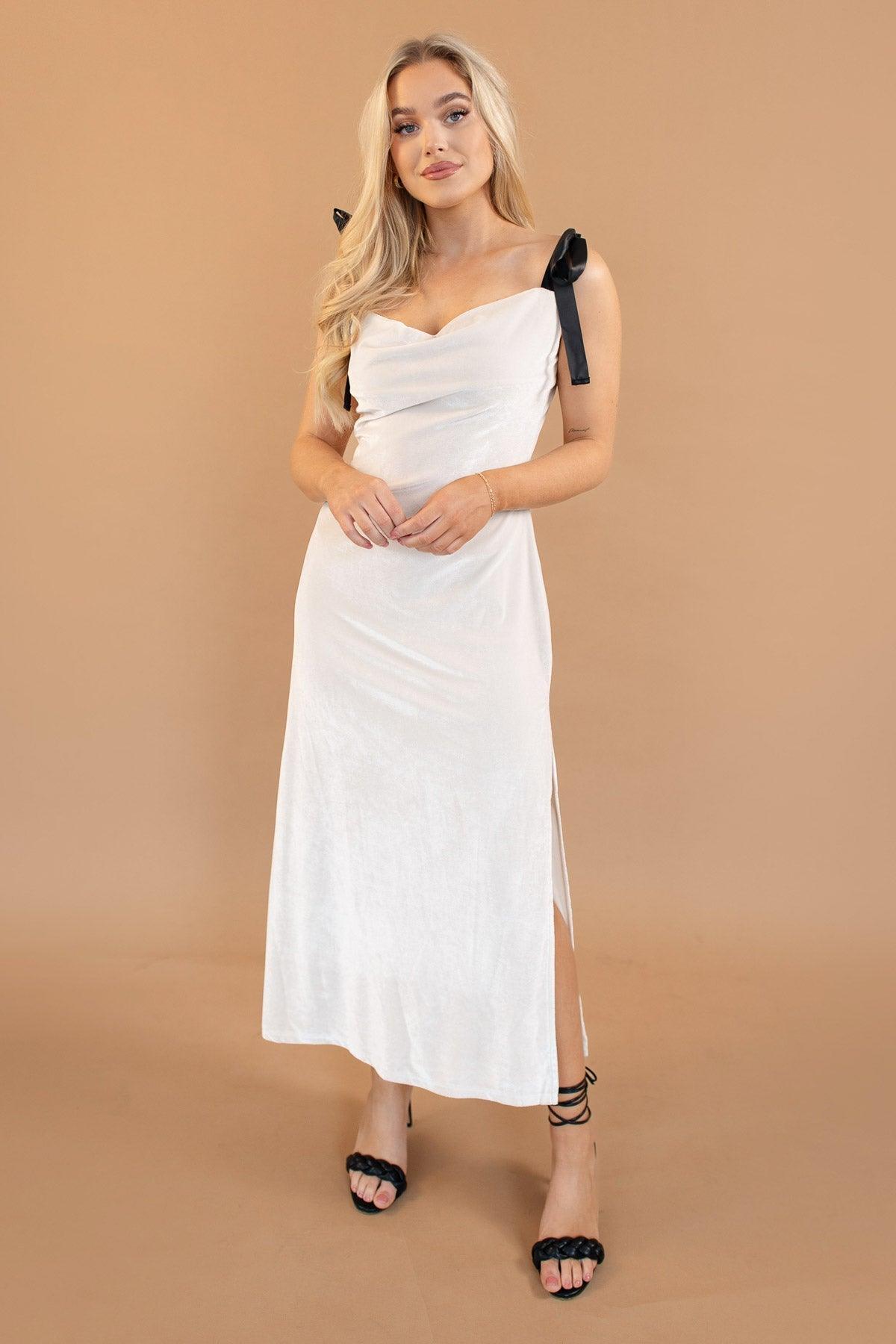 I've Got A Crush Cream Velvet Dress | Holiday Elegance | JO+CO