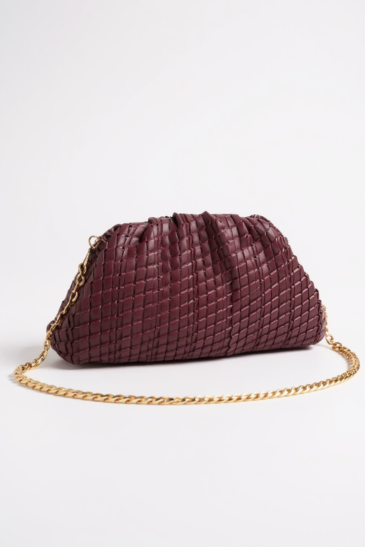 Veronica Clutch: Wine