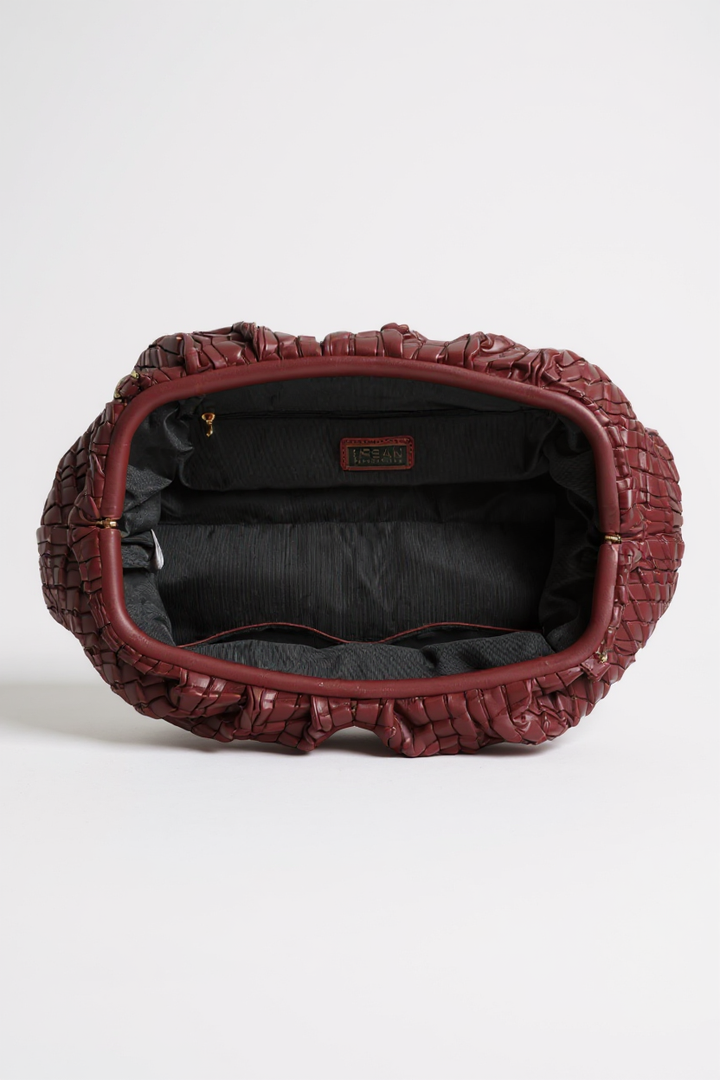 Veronica Clutch: Wine