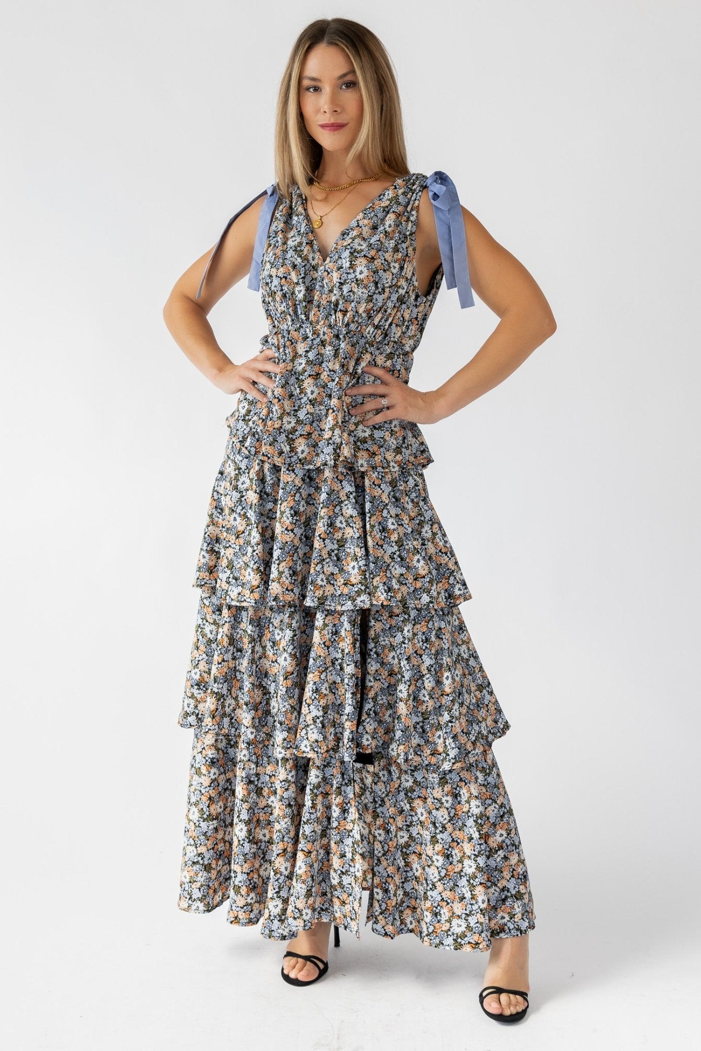 Shaina Floral Maxi Dress - Black L Shaina Floral Maxi Dress - Black L