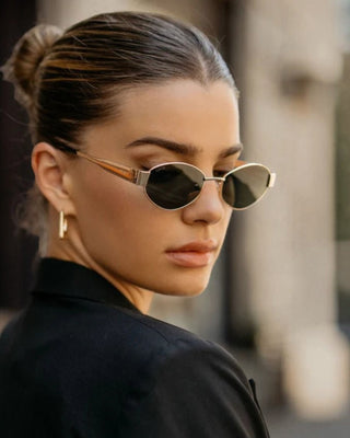 Verona Sunglasses: Gold/Black Lens - JO+CO
