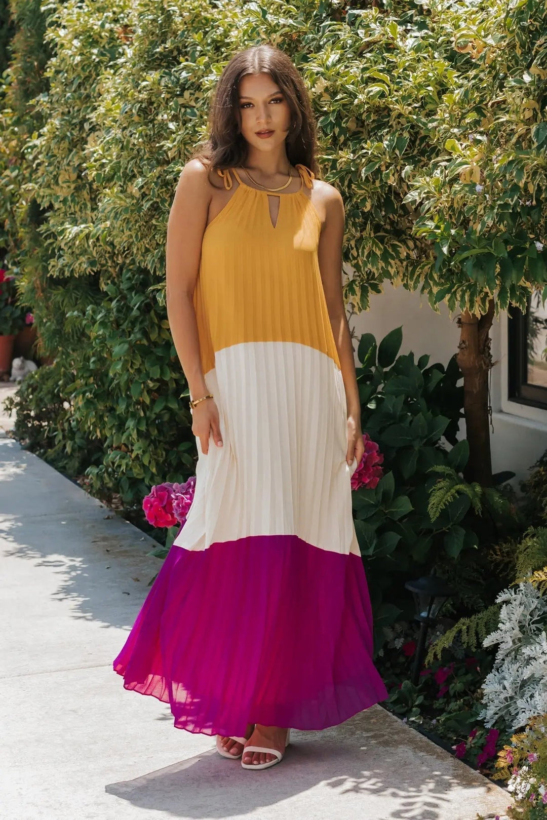 Vivienne Color Block Maxi Dress: Dance The Night Away In Style