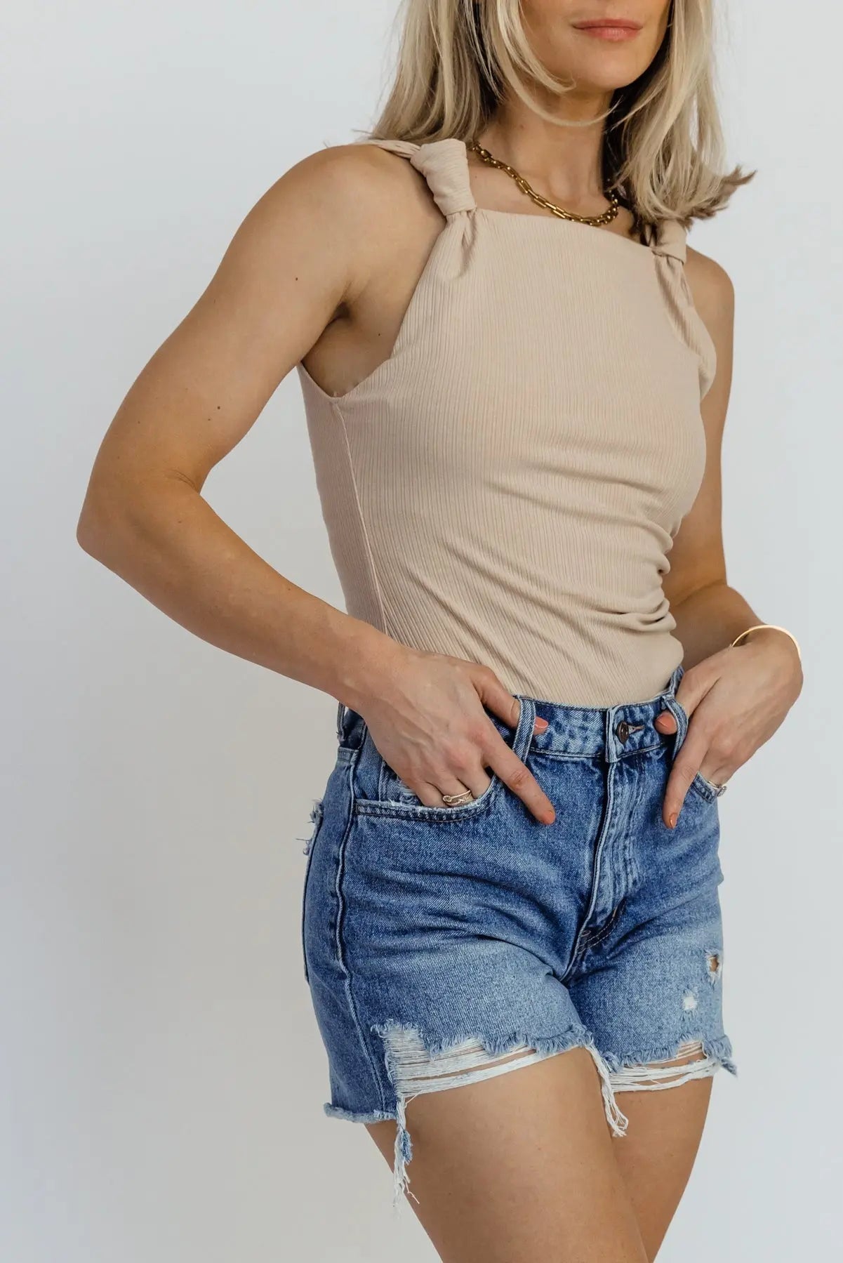 Maci Sand Knot Strap Tank - FINAL SALE - JO+CO